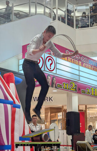 Sakura Circus at Aeon 2